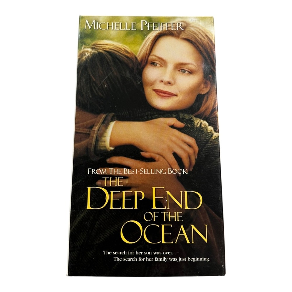 The Deep End of the Ocean VHS Movie Michelle Pfeiffer PG13 1999 Columbia TriStar